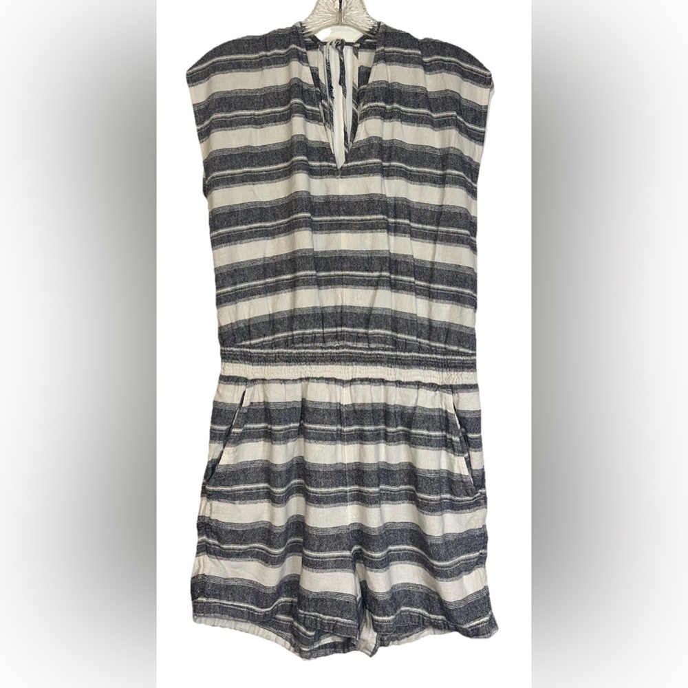 Ann Taylor Loft Romper Jumpsuit‎ Women’s Size M Blue White Tied/V Neck Gathered